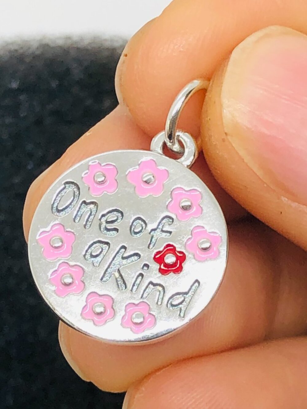 👍👍James Avery Enamel One of a Kind Charm